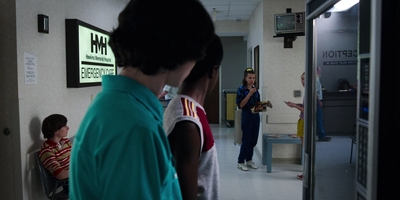 Stranger_Things_S03E05_mp45333.jpg