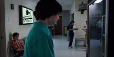 Stranger_Things_S03E05_mp45340.jpg