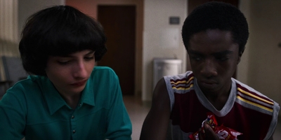 Stranger_Things_S03E05_mp45343.jpg