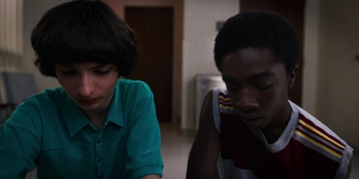 Stranger_Things_S03E05_mp45344.jpg