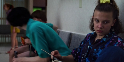 Stranger_Things_S03E05_mp45450.jpg