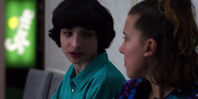 Stranger_Things_S03E05_mp45480.jpg