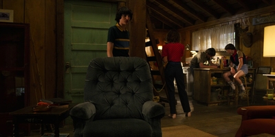 Stranger_Things_S03E06_mp41285.jpg