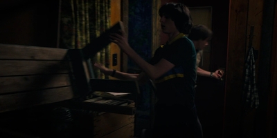 Stranger_Things_S03E07_mp43846.jpg