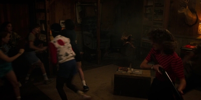 Stranger_Things_S03E07_mp43918.jpg