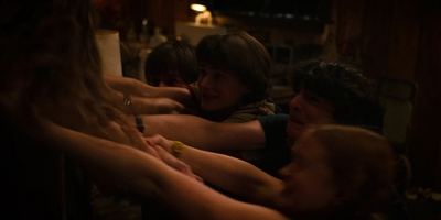 Stranger_Things_S03E07_mp43997.jpg