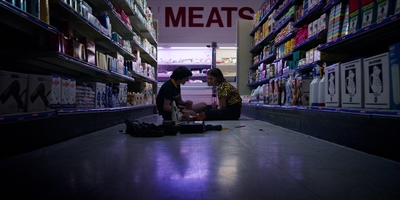 Stranger_Things_S03E07_mp44543.jpg