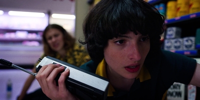 Stranger_Things_S03E07_mp44665.jpg