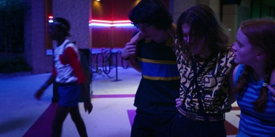 Stranger_Things_S03E08_mp46981.jpg