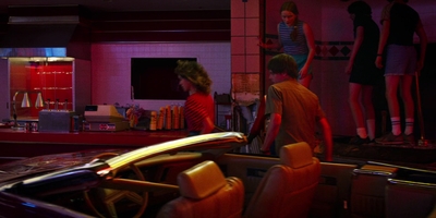 Stranger_Things_S03E08_mp47488.jpg