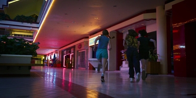 Stranger_Things_S03E08_mp47720.jpg
