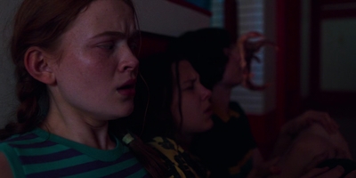 Stranger_Things_S03E08_mp47862.jpg