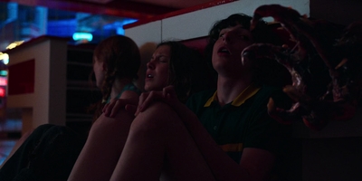 Stranger_Things_S03E08_mp47870.jpg