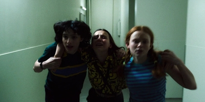Stranger_Things_S03E08_mp48230.jpg