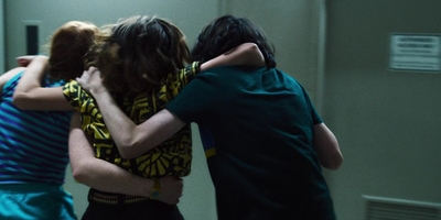 Stranger_Things_S03E08_mp48233.jpg