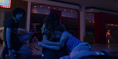 Stranger_Things_S03E08_mp48974.jpg
