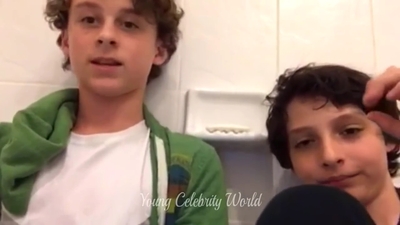 2016_-_Periscope_Livestream_mp40373.jpg