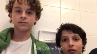 2016_-_Periscope_Livestream_mp40442.jpg