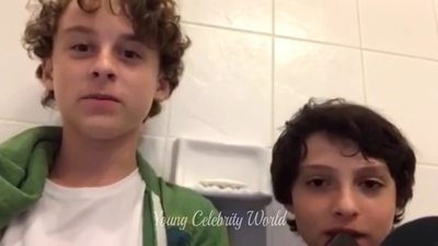 2016_-_Periscope_Livestream_mp40444.jpg