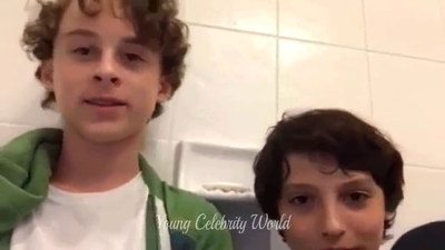 2016_-_Periscope_Livestream_mp40448.jpg