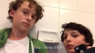 2016_-_Periscope_Livestream_mp40455.jpg