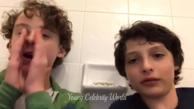 2016_-_Periscope_Livestream_mp40500.jpg