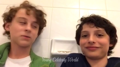2016_-_Periscope_Livestream_mp40512.jpg