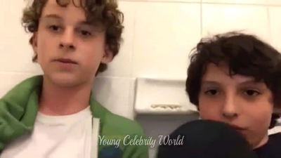 2016_-_Periscope_Livestream_mp40579.jpg