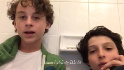 2016_-_Periscope_Livestream_mp40708.jpg