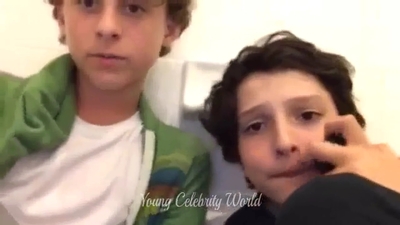 2016_-_Periscope_Livestream_mp40712.jpg