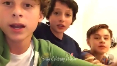 2016_-_Periscope_Livestream_mp40982.jpg