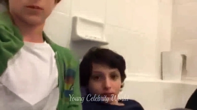 2016_-_Periscope_Livestream_mp41066.jpg