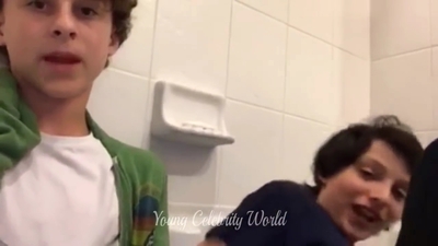 2016_-_Periscope_Livestream_mp41073.jpg