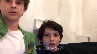 2016_-_Periscope_Livestream_mp41094.jpg