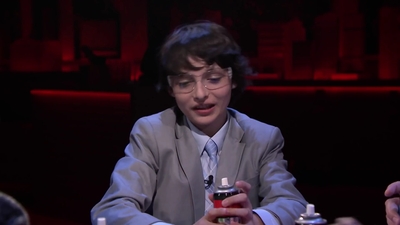 2016-09-01_-_The_Tonight_Show_Starring_Jimmy_Fallon_1_mp44133.jpg