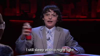 2016-09-01_-_The_Tonight_Show_Starring_Jimmy_Fallon_1_mp44166.jpg
