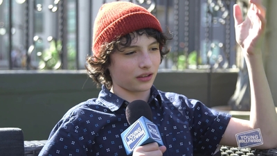 2017-05-25_-_Young_Hollywood_-_Stranger_Things_S02_Interview_mp45028.jpg