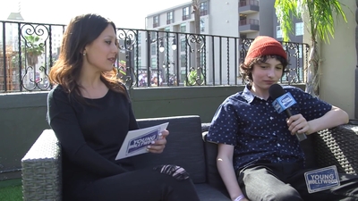 2017-05-25_-_Young_Hollywood_-_Stranger_Things_S02_Interview_mp45036.jpg