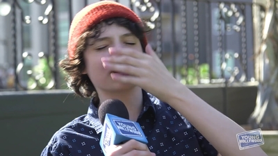 2017-05-25_-_Young_Hollywood_-_Stranger_Things_S02_Interview_mp45039.jpg