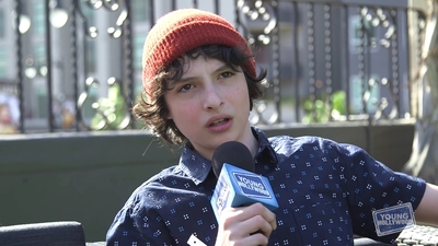 2017-05-25_-_Young_Hollywood_-_Stranger_Things_S02_Interview_mp45041.jpg