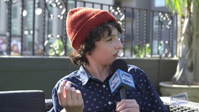 2017-05-25_-_Young_Hollywood_-_Stranger_Things_S02_Interview_mp45072.jpg