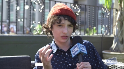 2017-05-25_-_Young_Hollywood_-_Stranger_Things_S02_Interview_mp45074.jpg