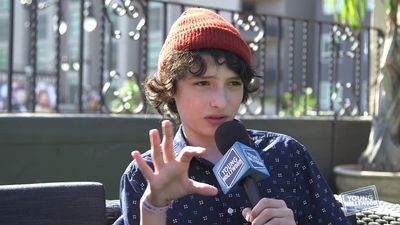 2017-05-25_-_Young_Hollywood_-_Stranger_Things_S02_Interview_mp45075.jpg