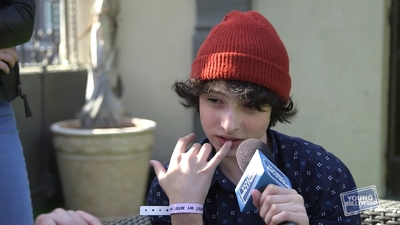 2017-05-25_-_Young_Hollywood_-_Stranger_Things_S02_Interview_mp45182.jpg