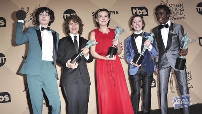 2017-05-25_-_Young_Hollywood_-_Stranger_Things_S02_Interview_mp45192.jpg