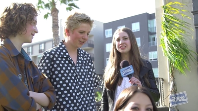 2017-05-25_-_Young_Hollywood_-_Stranger_Things_S02_Interview_mp45203.jpg