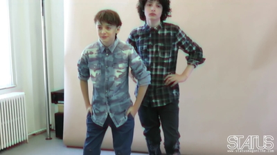 2017-08-03_-_Behind-the-Scenes_STATUS_Magazine_x_Finn_Wolfhard_x_Noah_Schnapp_mp45707.jpg