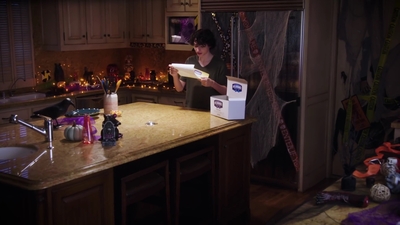 2017-10-20_-_Hellmans_Strangewich_Ad_mp42724.jpg