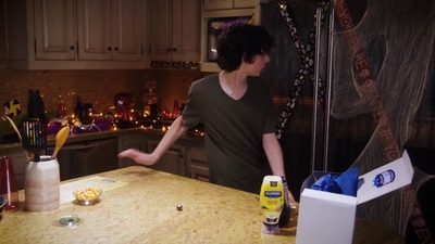 2017-10-20_-_Hellmans_Strangewich_Ad_mp42748.jpg