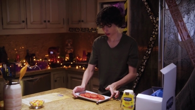 2017-10-20_-_Hellmans_Strangewich_Ad_mp42753.jpg
